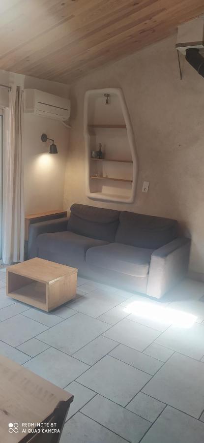 سانت-غيلام-لو-ديزرت Les Studios De St Guilhem المظهر الخارجي الصورة