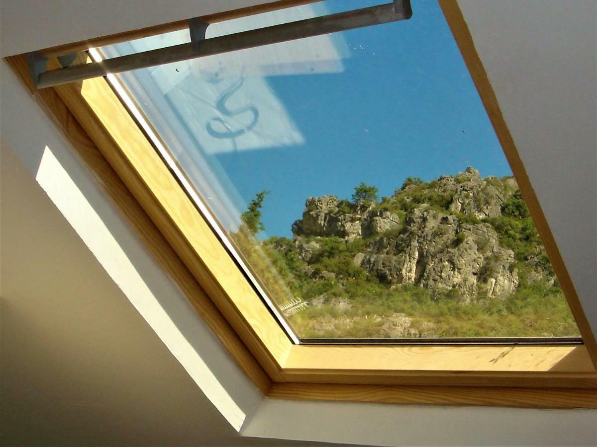 سانت-غيلام-لو-ديزرت Les Studios De St Guilhem المظهر الخارجي الصورة