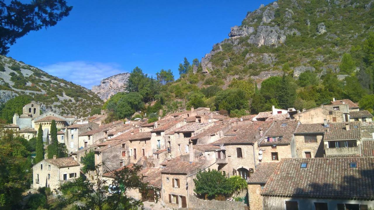 سانت-غيلام-لو-ديزرت Les Studios De St Guilhem المظهر الخارجي الصورة