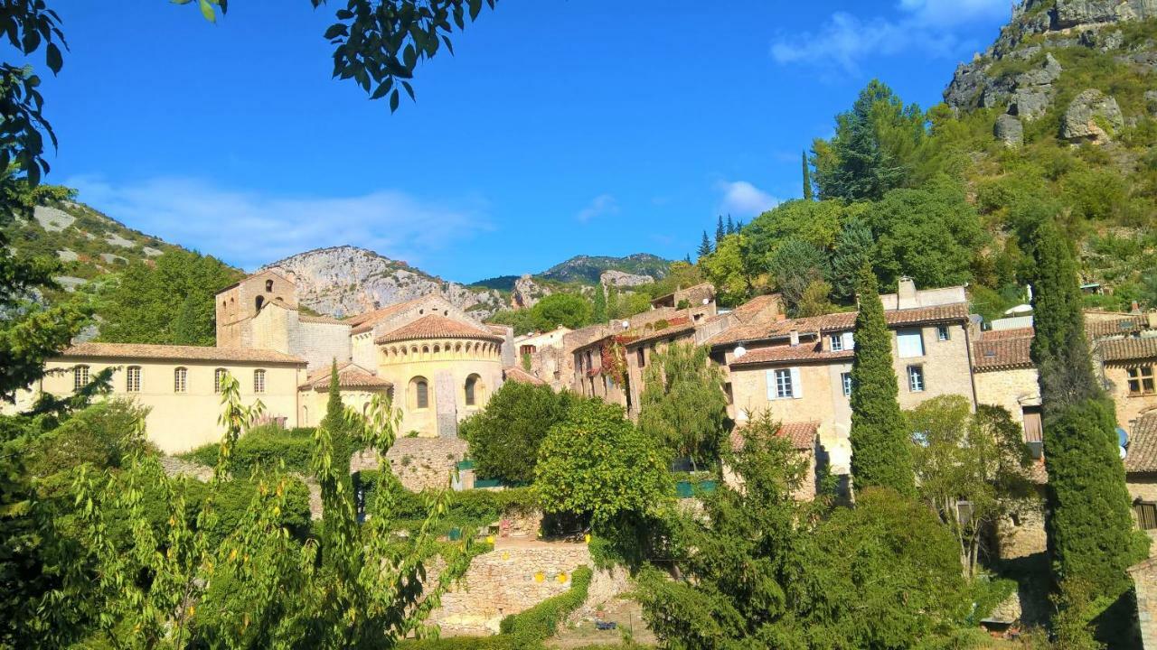 سانت-غيلام-لو-ديزرت Les Studios De St Guilhem المظهر الخارجي الصورة